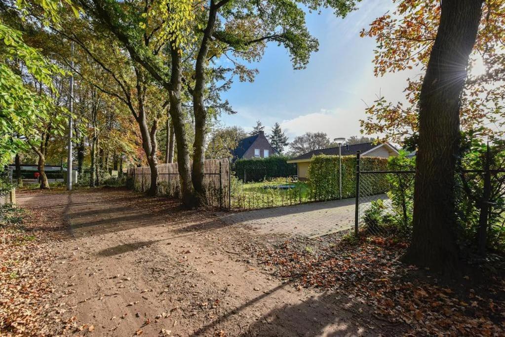 푸텐 Huinerhofje 2 - Vrijstaand Met Grote Omheinde Tuin, Rust, Privacy En Nabij Bossen 빌라 외부 사진